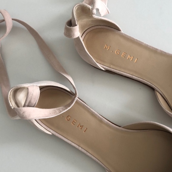 M. Gemi The Folata Blush Taupe Suede Flats 39
